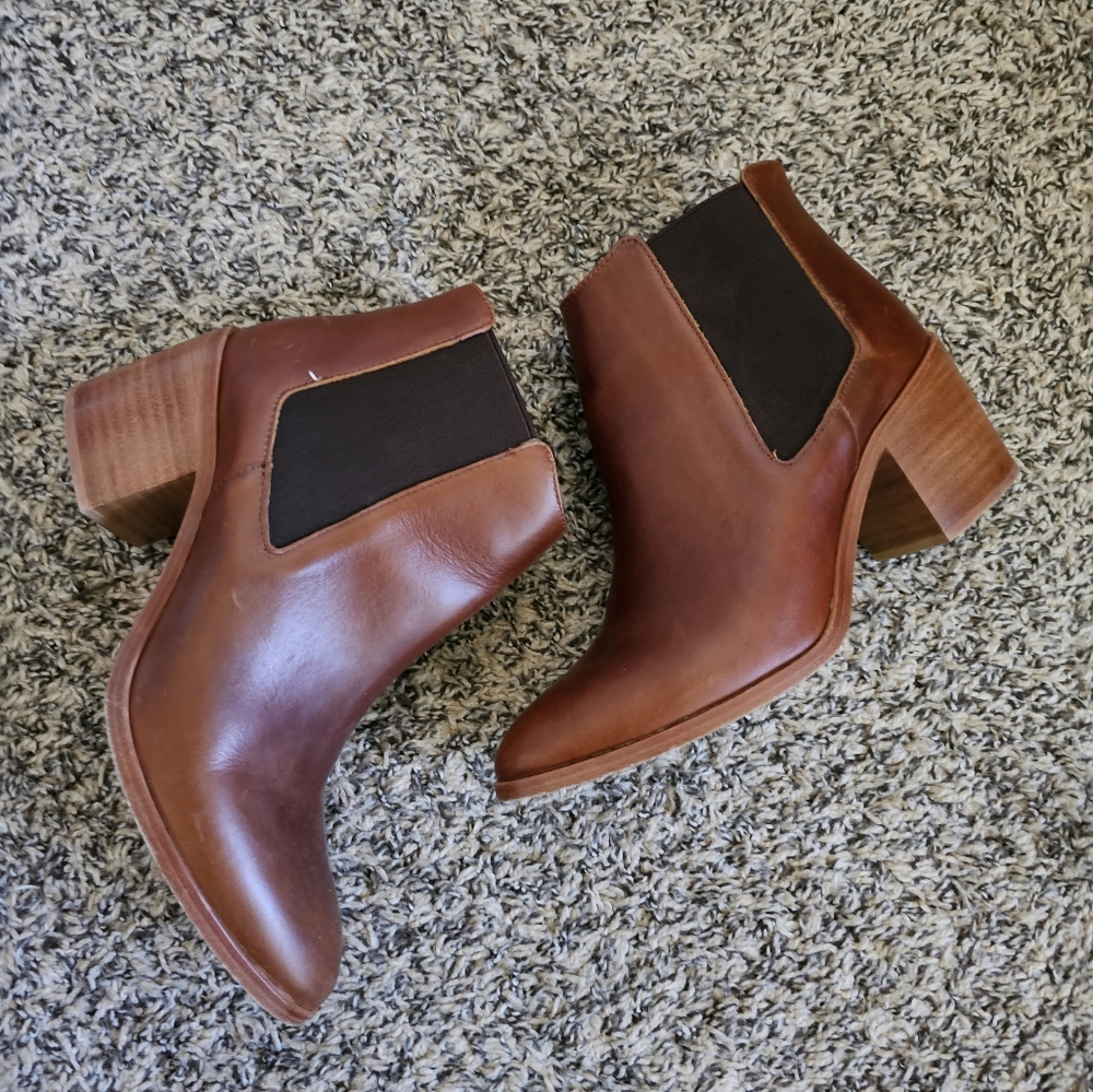 Nisolo Chelsea Boots